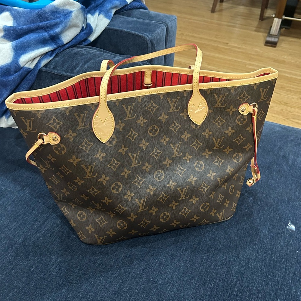 Louis Vuitton Monogram Tote MM Bag